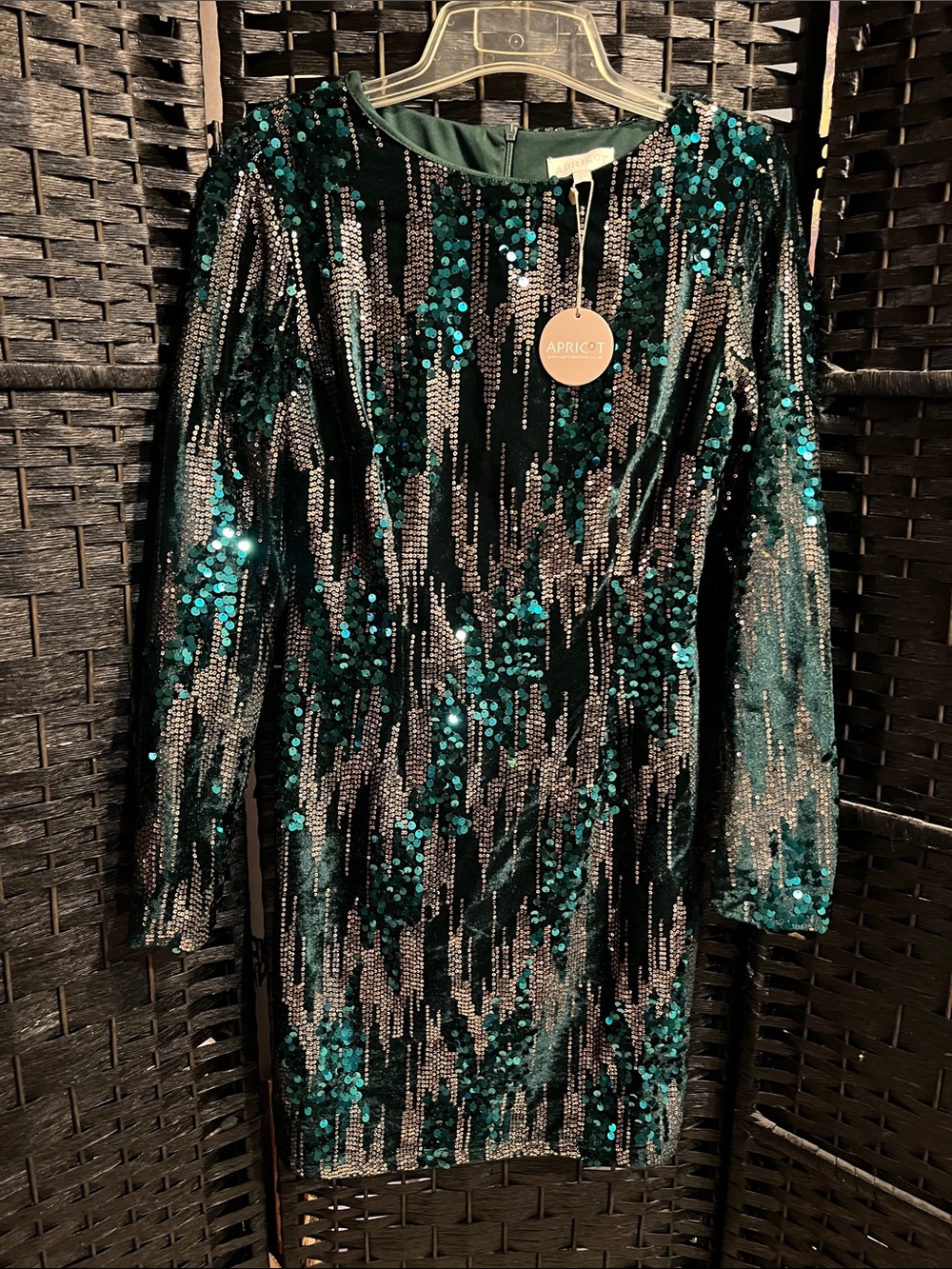 APRICOT Emerald Green and rose gold Sequin Long Sleeve Dress NWT size 6